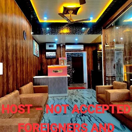 Hotel Vinayak Plaza Varanasi Exterior foto