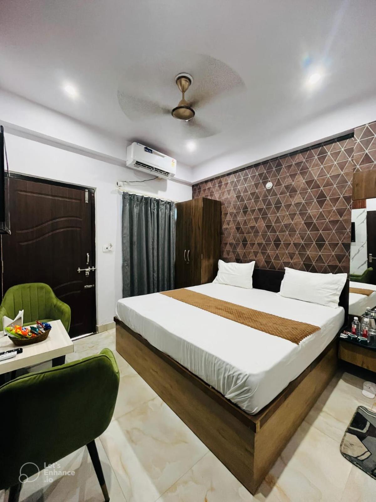 Hotel Vinayak Plaza Varanasi Exterior foto