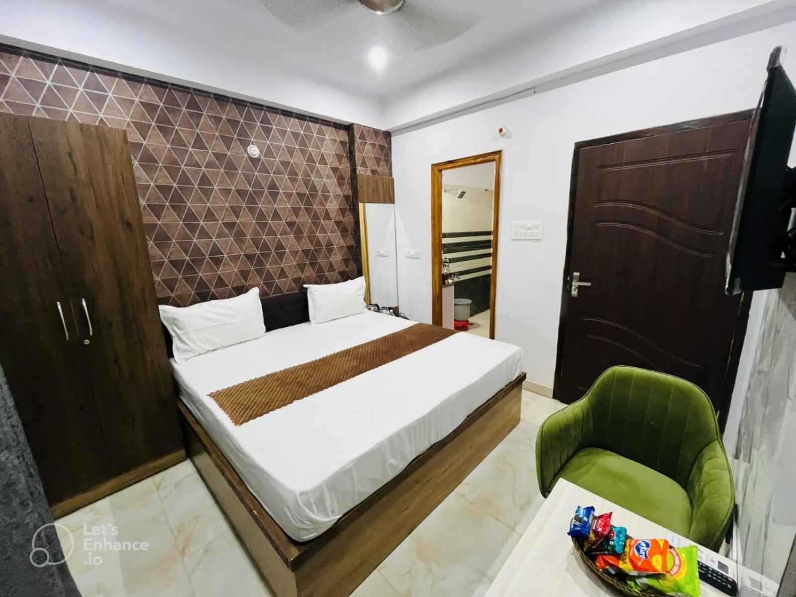 Hotel Vinayak Plaza Varanasi Exterior foto